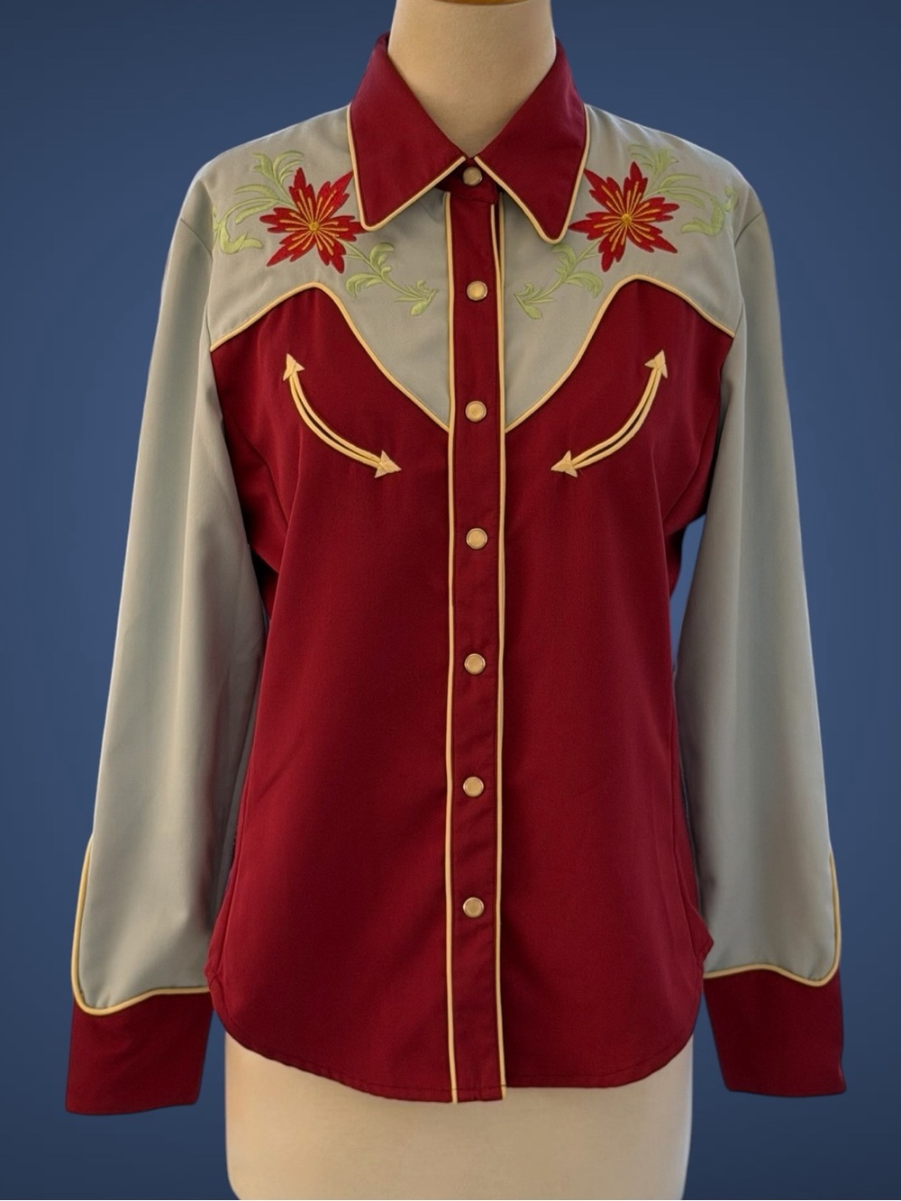 SCULLY Maroon & Blue Embroidered Poinsettia Long Sleeve Western Shirt, Small